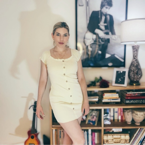 Cute Cotton Mini Dress in Pale Yellow - Picture 3 of 8